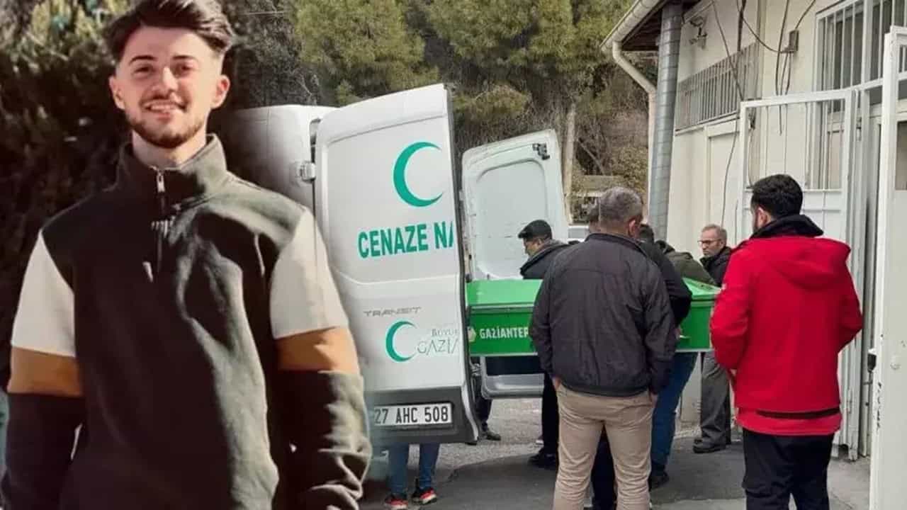 Kız Meselesi Kanlı Bitti19 Yaşındaki Genç Hayatını Kaybetti